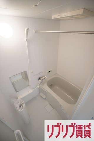 エキューム登戸の浴室