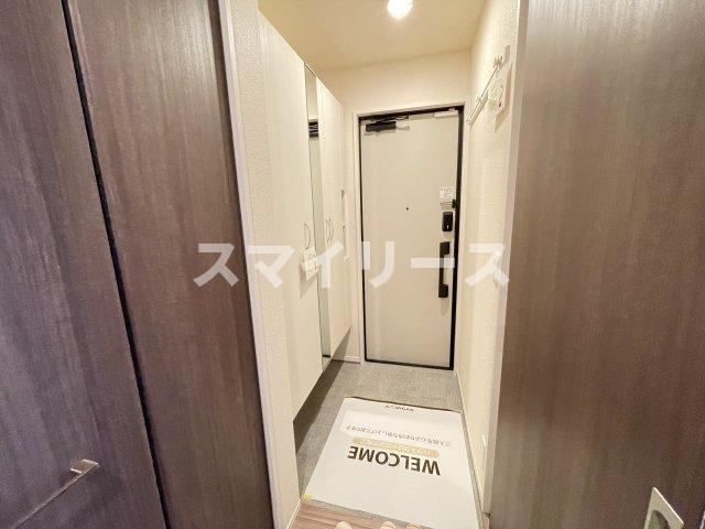 ハイピクチャーE棟の玄関