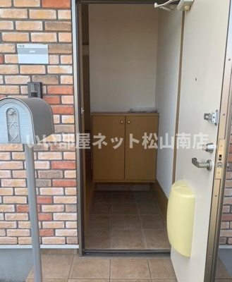 【玄関】 | シャン・ド・フルール