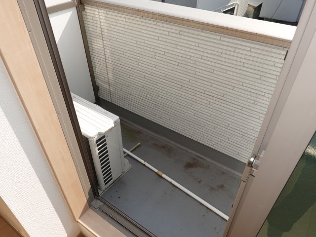 モンサージュのバルコニー|別部屋同タイプ