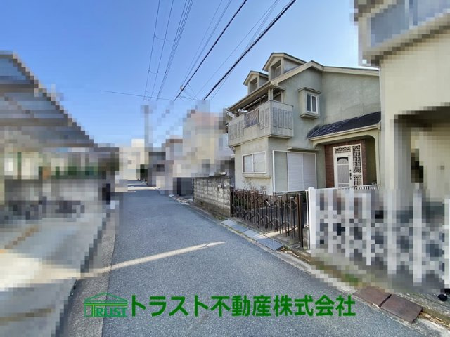 明石市西明石北町2丁目 売土地の前面道路含む現地写真