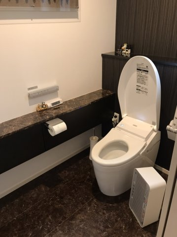 【トイレ】 | 南牛川1丁目戸建 | 2Fトイレ