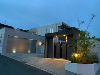 【駐車場】 | 南牛川1丁目戸建 | ガレージ