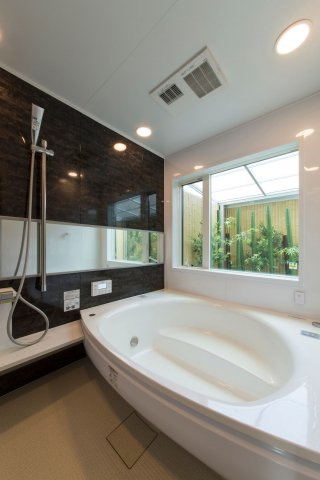 【浴室】 | 南牛川1丁目戸建