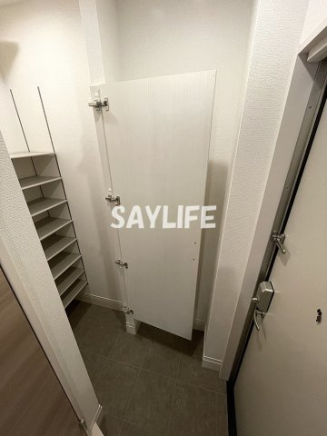 リオ放出の玄関