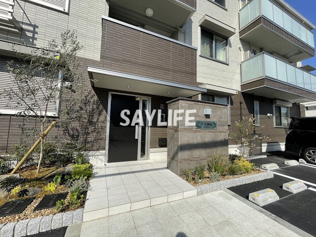 リオ放出のエントランス