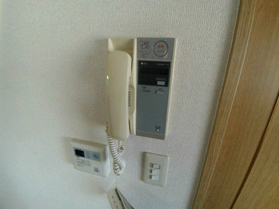 【セキュリティ】 | トゥー・ル・モンド