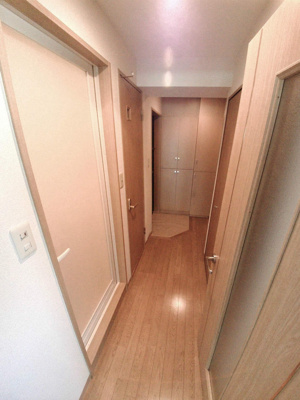 【内装】 | トゥー・ル・モンド