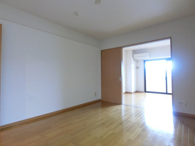 プレゼンスの居間・リビング