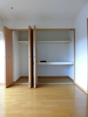 プレゼンスの収納