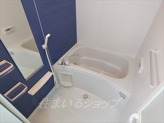 安芸高田市向原町坂のアパートの浴室|追い焚き・浴室暖房乾燥機あり