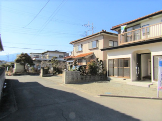 【前面道路含む現地写真】 | 前面道路含む現地写真です