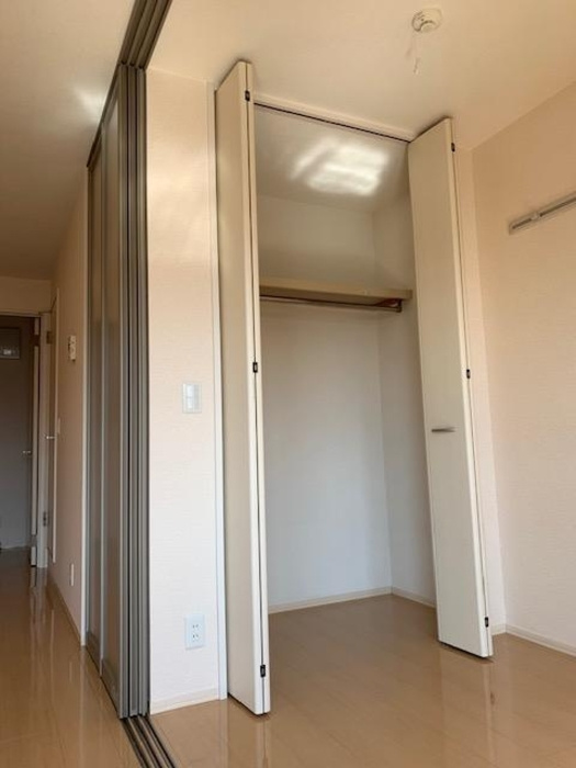 グロワール東合川の収納|便利な収納スペースです