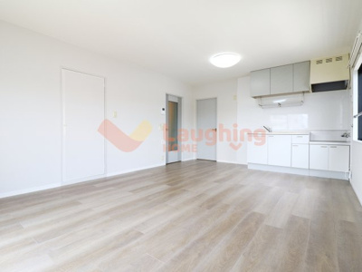 【居間・リビング】 | アトラスB棟 | 使いやすいリビングです