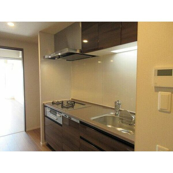 【キッチン】 | ブライトクロス博多 SOUTH | コンパクトなキッチンで掃除もラクラク