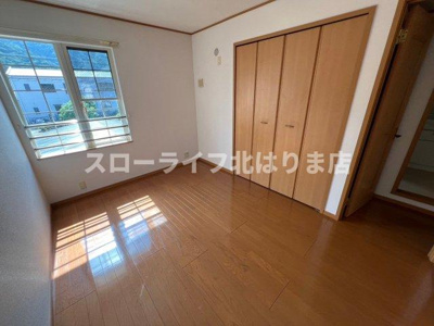 【洋室】 | ヴェルサン・アベニュⅠ