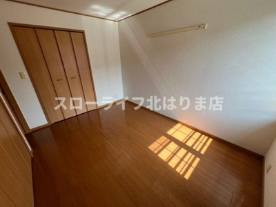 【洋室】 | ヴェルサン・アベニュⅠ