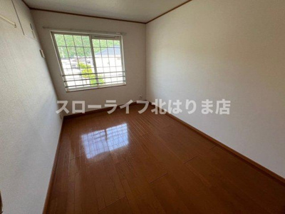 【洋室】 | ヴェルサン・アベニュⅠ