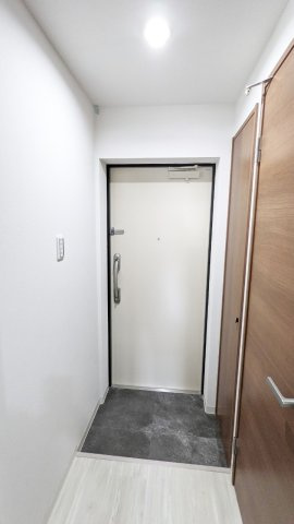 NOVANTA宝塚の玄関