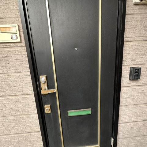 はやぶさハイツの玄関