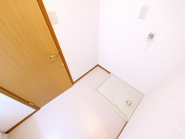 ブランドール　Ｂ（磯城郡）の設備|洗濯機置き場