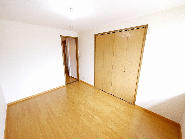 ブランドール　Ｂ（磯城郡）の洋室|落ち着いた色調の洋室です