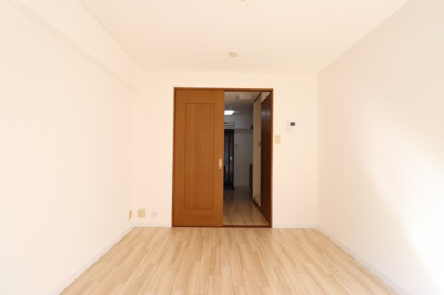 【寝室】 | リーデンス関目