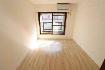 【居間・リビング】 | リーデンス関目