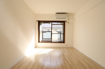 【居間・リビング】 | リーデンス関目