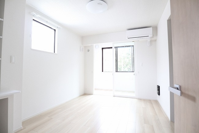 ラヴィ・コンフォールの居間・リビング