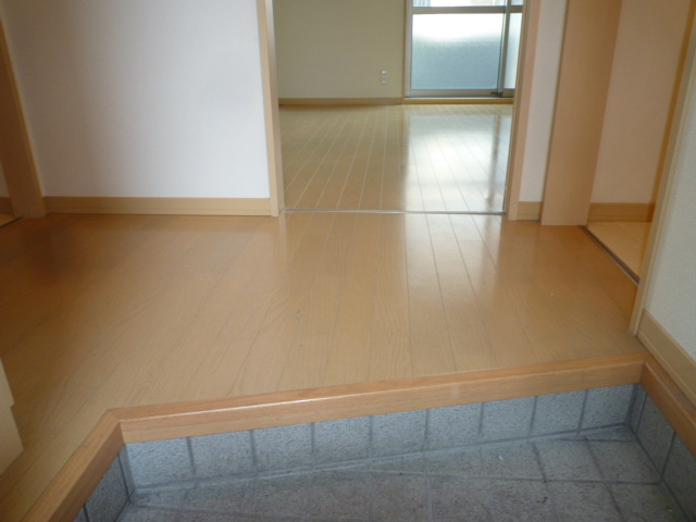 リヴィレッジＢの玄関
