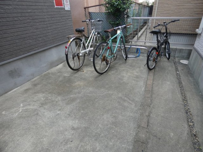 【駐車場】 | ルソレイユ安田通