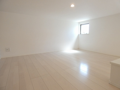 【寝室】 | ルソレイユ安田通