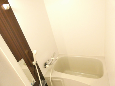 【浴室】 | ルソレイユ安田通