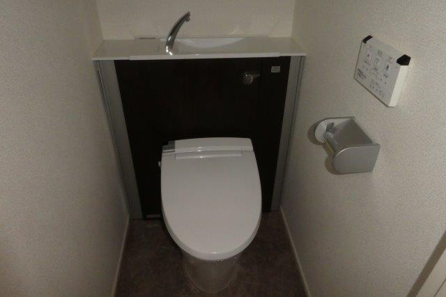 アンジュラピスのトイレ|ウォシュレット