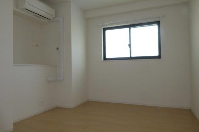 アンジュラピスの寝室|洋室