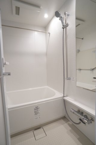 プライムメゾン森下WESTの浴室