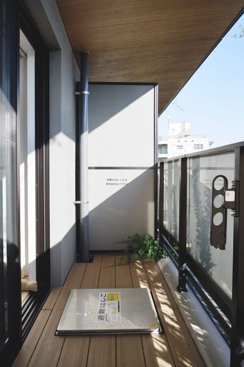 プライムメゾン森下WESTのバルコニー