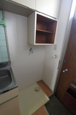 【設備】 | エアリーヒルズ | 洗濯機置き場