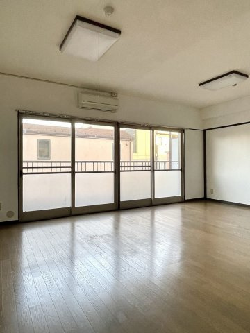 【居間・リビング】 | 神楽坂マンション