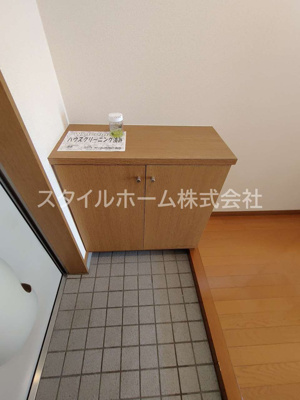 【玄関】 | フェアーウインド | 別部屋写真です。