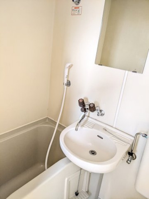 【洗面所】 | 柳コーポ第一 | 3点ユニットバス