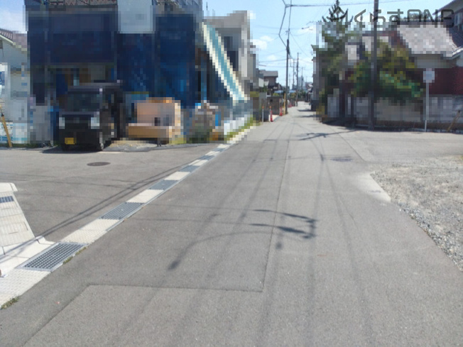 【前面道路含む現地写真】 | ロワイヤルヴィラ網干区高田Ⅰ期／全21区画 | 分譲地全体写真です