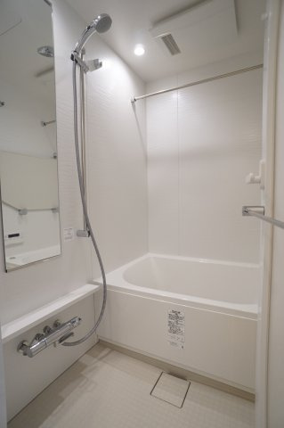 プライムメゾン森下WESTの浴室
