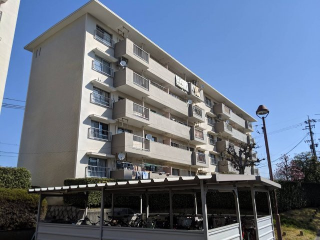 西一社団地11号棟