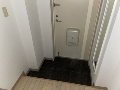 【玄関】 | ステイタスカインド天下茶屋ビル