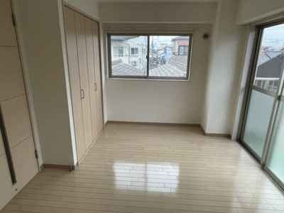【居間・リビング】 | ステイタスカインド天下茶屋ビル