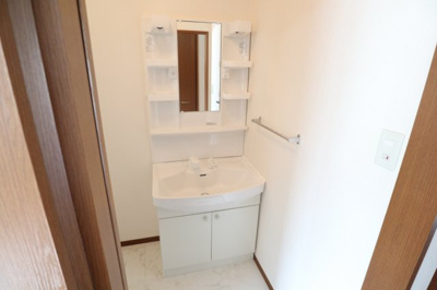 【洗面所】 | ルシーレ