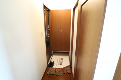 【玄関】 | ルシーレ