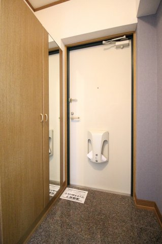 F-タウニィの玄関